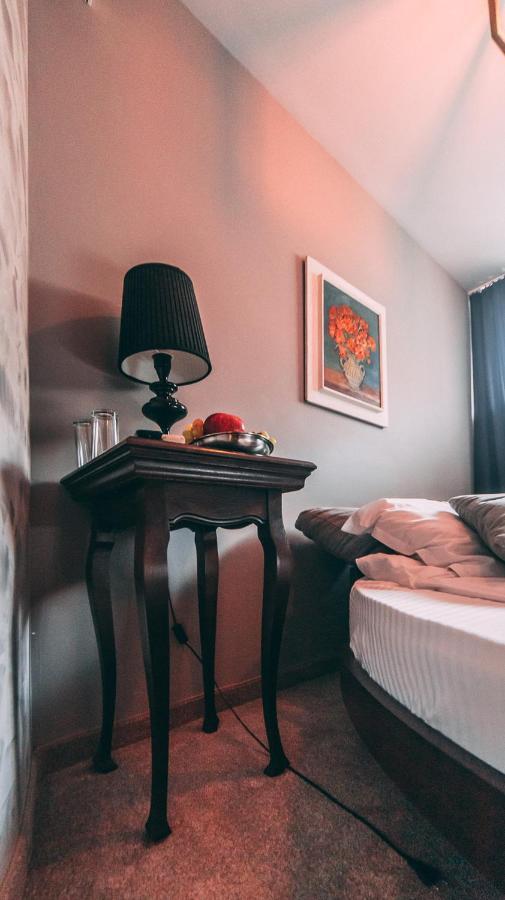 6ato & Wellnes Hotel